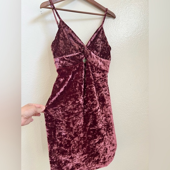 FREE PEOPLE - Come together mauve crushed velvet mini dress - Size medium - Picture 7 of 11